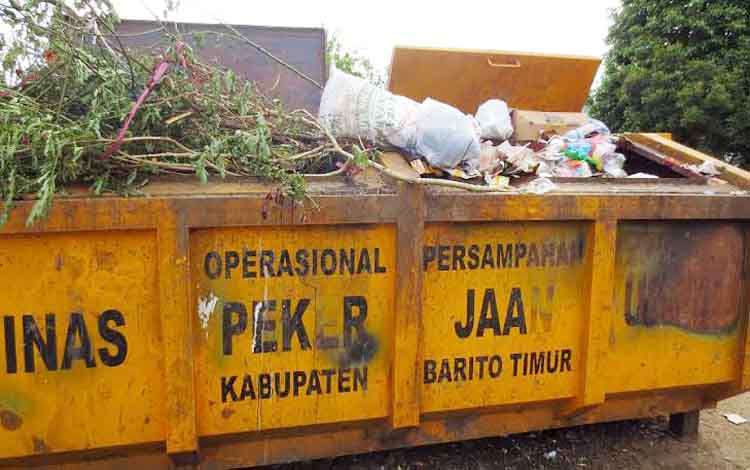 Bupati Imbau Masyarakat Jangan Buang Sampah ke Sungai