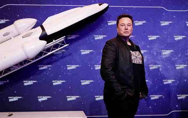 Pemilik SpaceX dan CEO Tesla, Elon Musk. (foto : REUTERS/Hannibal Hanschke via teras.id)