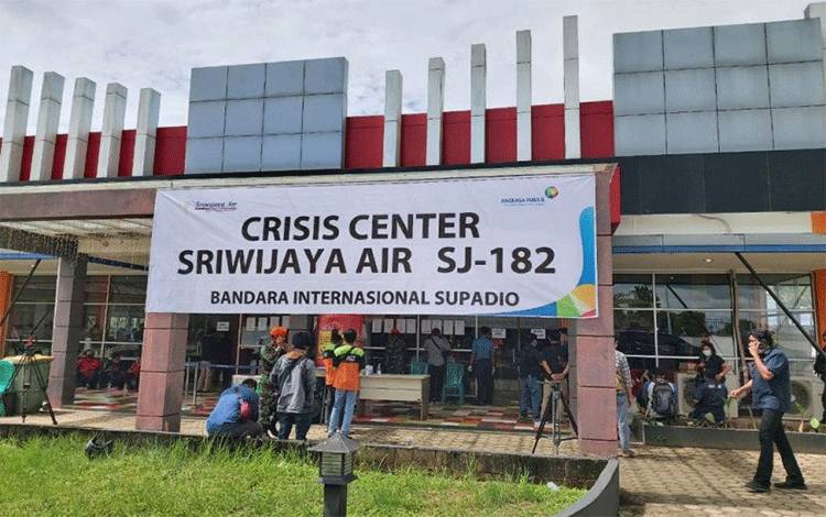 Posko Crisis Center Sriwijaya Air SJ 182 di Bandara Internasional Soekarno-Hatta, Tangerang, Banten. (Angkasa Pura II)