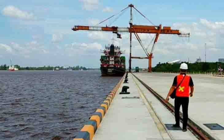 Kondisi dermaga multipurpose Pelabuhan Bagendang Kabupaten Kotawaringin Timur yang baru diperpanjang 200 meter sehingga menjadi 440 meter, Senin (5/8/2019). (foto : ANTARA/Norjani)
