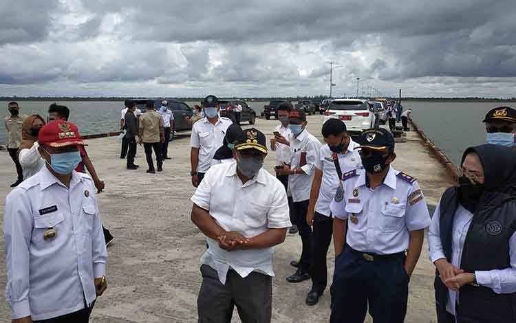 Wakil Gubernur Kalteng Habib  Ismail Bin Yahya berkunjung di Pelabuhan Segintung