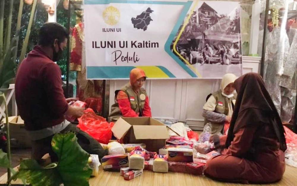 Aksi kemanusiaan Ikatan Alumni UI untuk korban banjir di Kalimantan Selatan.
