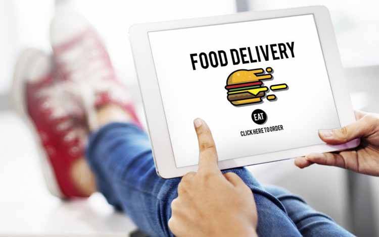 Ilustrasi jasa pesan antar makanan (Shutterstock)