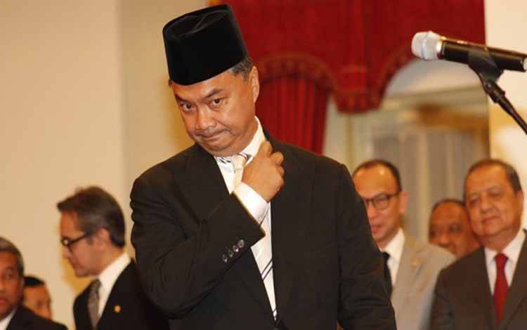 Dino Patti Djalal sebelum dilantik menjadi Wakil Menteri Luar Negeri di Istana Negara, Jakarta, 14 Juli 2014. TEMPO/Subekti