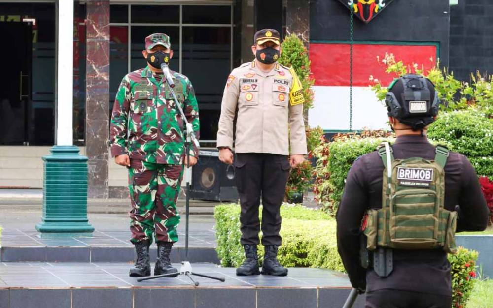 TNI Polri Gelar Patroli Skala Besar Paskapenetapan Pemenang Pilkada Kalteng
