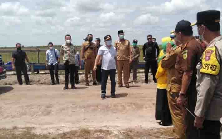 Gubernur Kalimantan Tengah (Kalteng), H Sugianto Sabran saat tiba di Sukamara Ranch, Selasa, 23 Februari 2021.