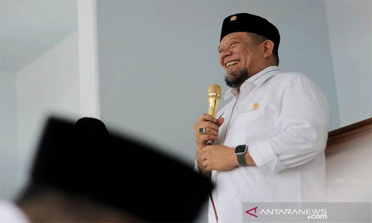 Ketua DPD RI AA LaNyalla Mahmud Mattalitti saat berkunjung ke Kabupaten Jember, Jawa Timur, Jumat (19/2/2021). (ANTARA/ HO - DPD RI)