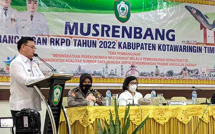 Bupati Kotim, Halikinnor saat membuka musrenbang RKPD tahun 2022, Rabu, 24 Maret 2021. 