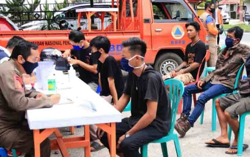 Operasi yustisi penegakan hukum protokol kesehatan di Palangka Raya.