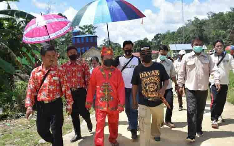 Wagub Kalteng, Habib Ismail Bin Yahya saat mengunjungi Desa Pangke, Kecamatan Seruyan Tengah, Kabupaten Seruyan.