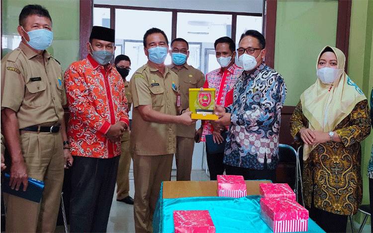  Unsur Pimpinan DPRD Kobar kunker ke Kota Palangka Raya ingin mengadopsi pengelolaan RPH.