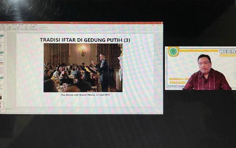 Konjen RI di New York Arifi Saiman memaparkan tentang kehidupan Muslim di Amerika Serikat, dalam seminar daring yang diselenggarakan Majelis Ulama Indonesia, Jumat malam (9/4/2021). (ANTARA/Yashinta Difa)