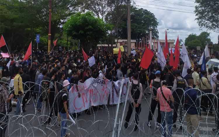 Aksi demo mahasiswa tahun 2020 di Palangka Raya