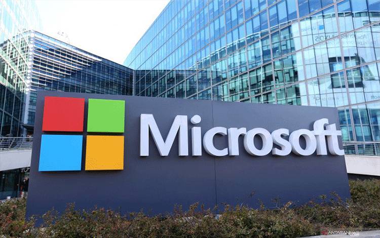 Gambar logo Microsoft di salah satu kantor pusat mereka di Issy-les-Moulineaux, dekat Paris, Prancis yang diambil pada 18 April 2016.(REUTERS/Charles Platiau)