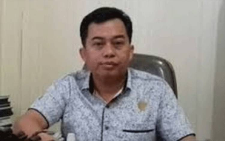  Anggota Komisi I DPRD Kotawaringin Timur, Rimbun.