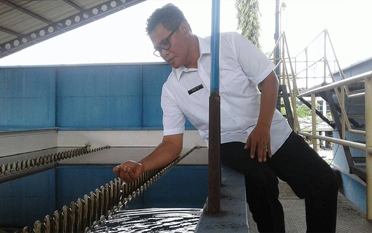 Pemeriksaan kualitas air PDAM Palangka Raya.