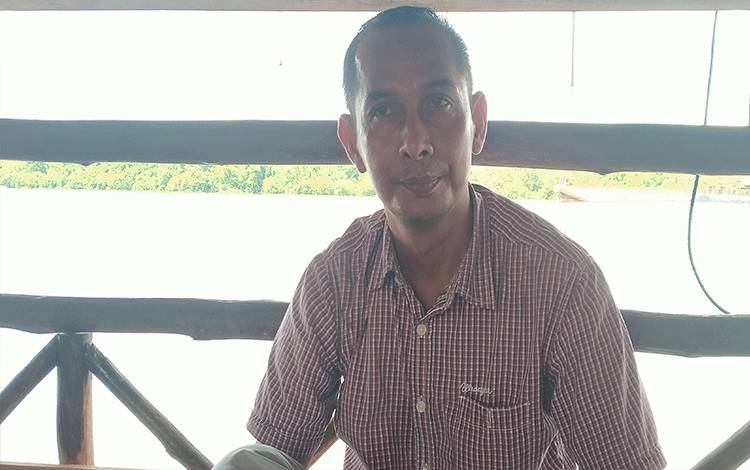 Ketua Kelompok Usaha Perhutanan Sosial Hasil Hutan Bukan Kayu (KUPS HHBK) dari IUPHKm Koperasi Cempaga Perkasa, Suparman.