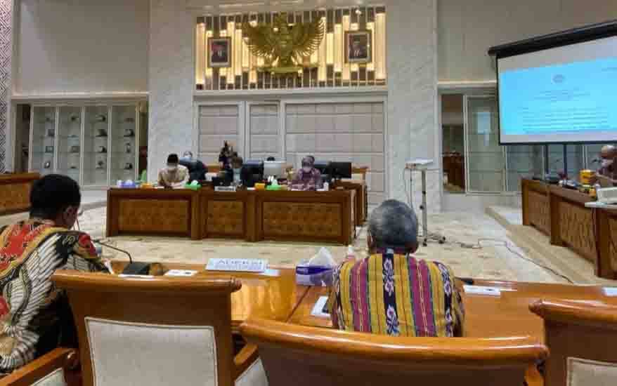 Rapat dengar pendapat bersama dengan Badan Akuntabilitas Keuangan Negara atau BAKN di Jakarta