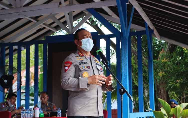 Kapolda Kalteng Irjen Dedi Prasetyo saat membuka kegiatan silaturahmi dengan insan pers