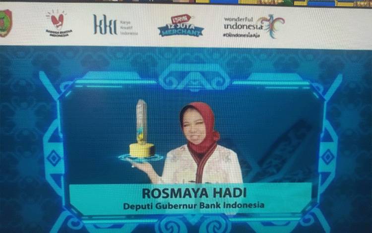 Deputi Gubernur Bank Indonesia, Rosmaya Hadi dalam opening ceremonyFestival UMKM dan Pariwisata.