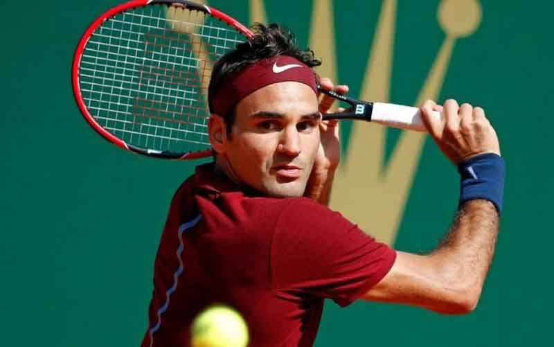 Petenis Swiss Roger Federer membuka perdebatan paling menarik di dunai selama pandemi virus corona dengan menawarkan penyatuan ATP dan WTA. (foto : REUTERS/Eric Gaillard/File Picture)