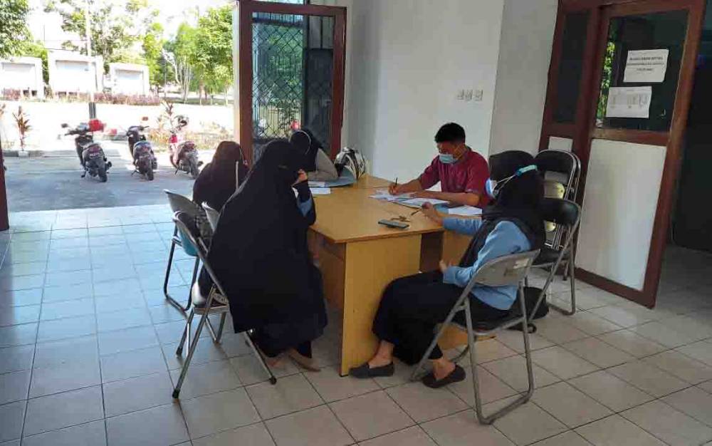 Pemohon Kartu Pencari Kerja di Dinas Tenaga Kerja dan Transmigrasi Kabupaten Seruyan