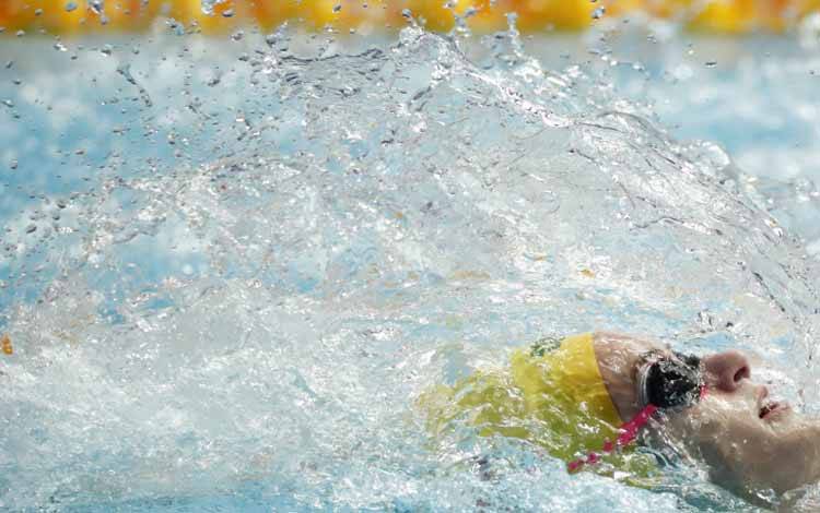 Perenang asal Australia Kaylee McKeown berkompetisi dalam babak semi final gaya punggung wanita 200m FINA World Swimming Championship ke-18 di Nambu University Municipal Aquatics Center, Gwangju, Korea Selatan, Jumat (26/7/2019)