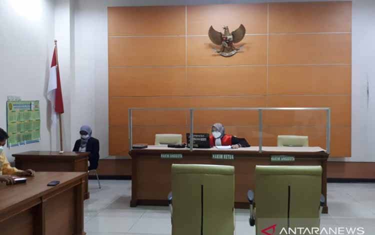 Sidang putusan gugatan Praperadilan Angin Prayitno Aji, tersangka kasus dugaan korupsi penerimaan suap terkait pemeriksaan perpajakan pada periode 2016-2017, di Pengadilan Negeri Jakarta Selatan, Rabu (28/7/2021) 