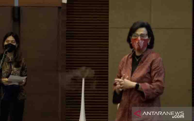 Menteri Keuangan Sri Mulyani dalam Pelantikan Pejabat Kementerian Keuangan (Kemenkeu) di Jakarta, Senin (02/08/2021). (foto : ANTARA/Agatha Olivia)