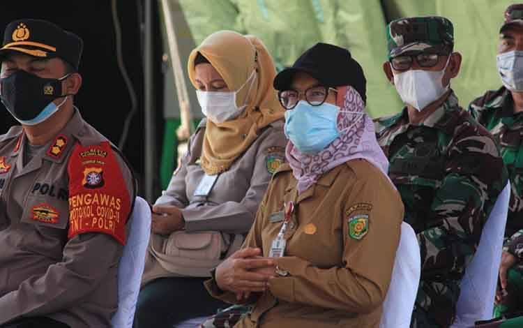 Sekda Kota Palangka Raya Hera Nugrahayu menghadiri peresmian RS Lapangan TNI AD