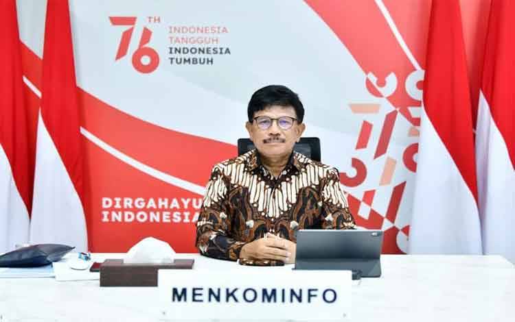 Menteri Komunikasi dan Informatika, Johnny G. Plate dalam Webinar Perkembangan Teknologi Digital di Indonesia dan Visi Digitalisasi Nasional yang berlangsung virtual dari Jakarta, Jumat (27/08/2021). (kominfo.go.id)