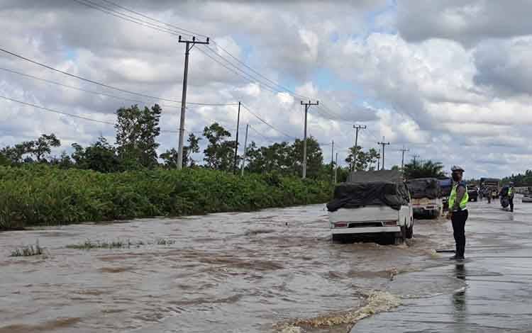 Banjir melanda beberapa wilayah di Kalimantan Tengah