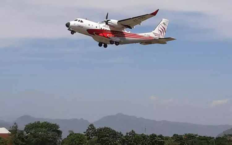 Pesawat CN235-220 melakukan uji terbang dengan memakai bahan bakar Bioavtur J2.4 yang merupakan campuran 2,4 persen minyak inti kelapa sawit dengan minyak fosil