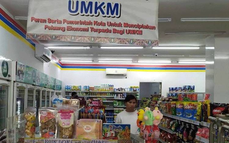 Gerai produk UMKM pada ritel modern di Palangka Raya.