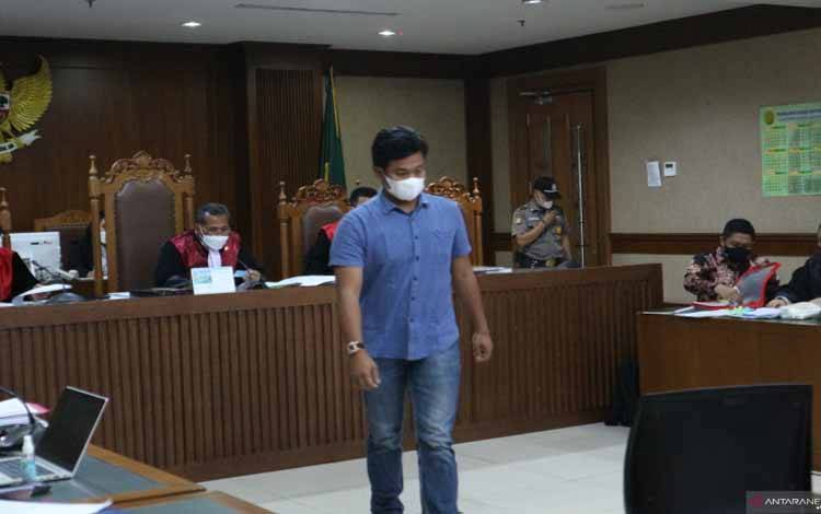 Saksi Agus Susanto dalam sidang untuk terdakwa mantan penyidik KPK Stepanus Robin Pattuju di Pengadilan Tindak Pidana Korupsi (Tipikor) Jakarta, Senin (20/9/2021)