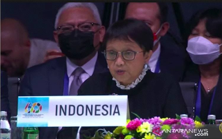 Tangkapan layar Menteri Luar Negeri Retno Marsudi menyampaikan pernyataan Indonesia dalam Peringatan 60 Tahun Gerakan Non- Blok di Beograd, Serbia, pada 11-12 Oktober 2021. (ANTARA/HO-Yashinta Difa)