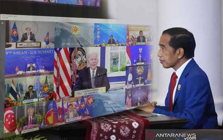 Presiden Jokowi menyampaikan pernyataan saat menghadiri KTT ke-9 ASEAN-AS yang digelar secara virtual dari Istana Kepresidenan Bogor, Selasa. (ANTARA/Lukas - Biro Pers Sekretariat Presiden)