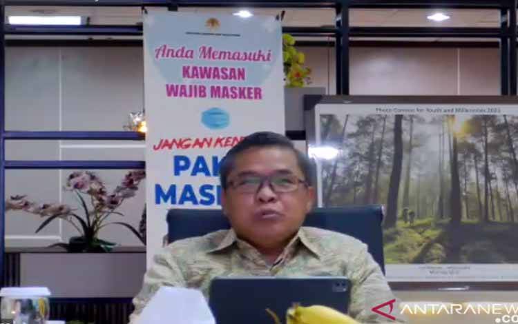 Wamen LHK Alue Dohong dalam Rakor Antisipasi La Nina oleh BMKG, dipantau dari Jakarta, Jumat (29/10/2021)