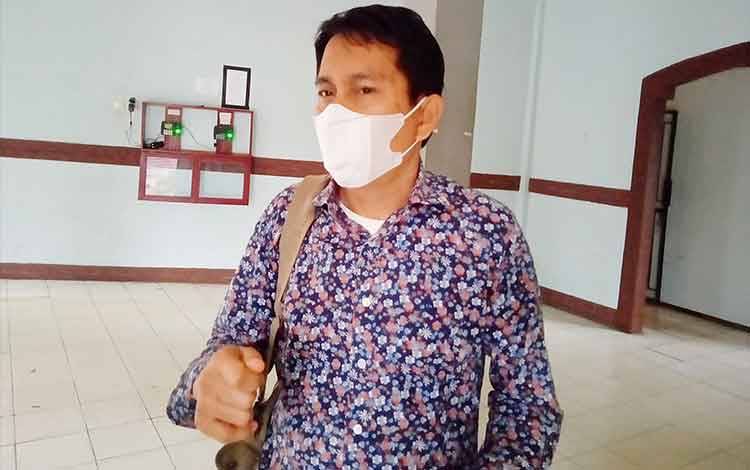 Kepala Dinas PUPR Perkim Kabupaten Barito Timur, Yumail J Paladuk.