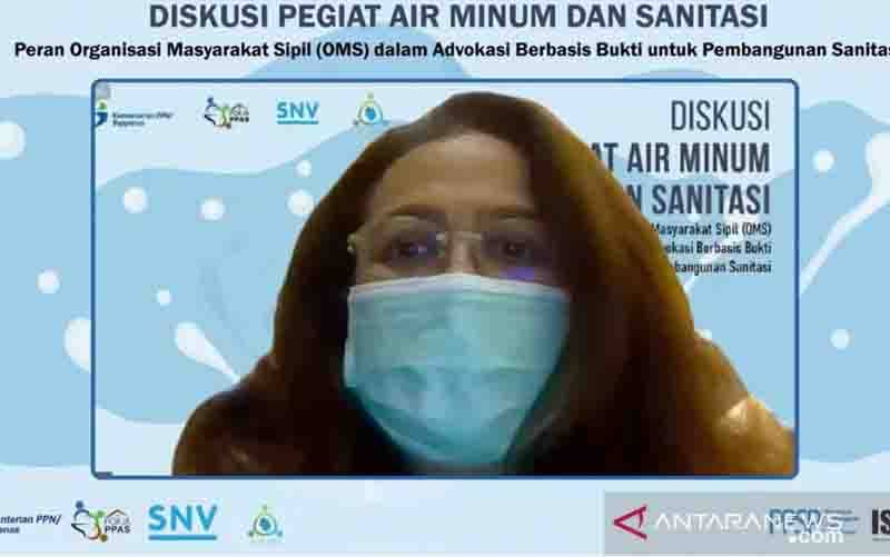 Tangkapan layar Direktur Kesehatan Lingkungan Kemenkes Vensya Sitohang dalam Diskusi Pegiat Air Minum dan Sanitasi yang diikuti daring di Jakarta, Jumat (5/11/2021). (foto : ANTARA/Hreeloita Dharma Shanti)