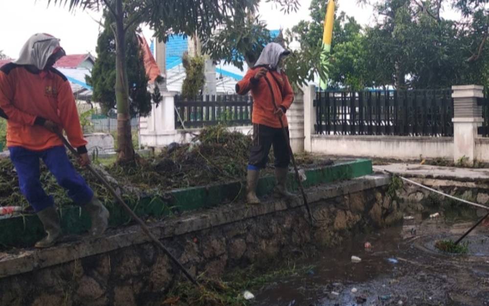 Pembersihan drainase di Palangka Raya sebagai langkah pencegahan potensi banjir
