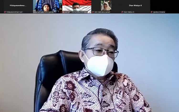Ketua Harian Asosiasi Produsen Biodiesel Indonesia (APROBI) Paulus Tjakrawan dalam webinar "Pangan vs Energi: Menelaah Kebijakan BBN di Indonesia, Selasa (16/11/2021)