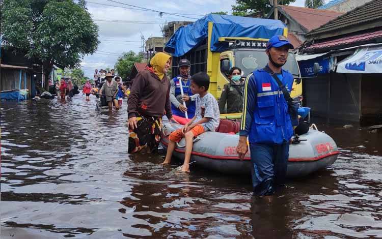 Kondisi banjir di kawasan Mendawai Kelurahan Palangka Kota Palangka Raya