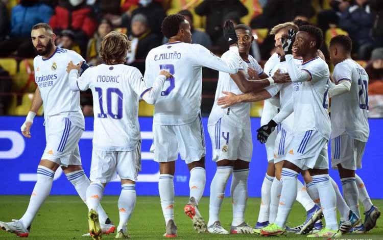 Real Madrid merayakan gol kedua mereka dalam pertandingan Grup D Liga Champions lawan Sheriff pada 25 November 2021