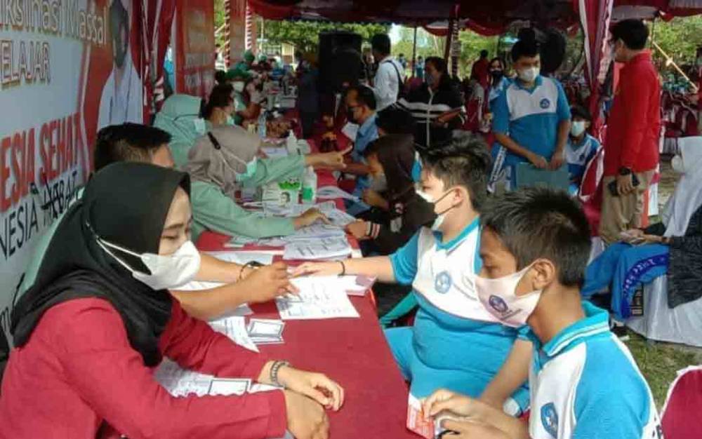 Vaksinasi pelajar SMP di Palangka Raya  