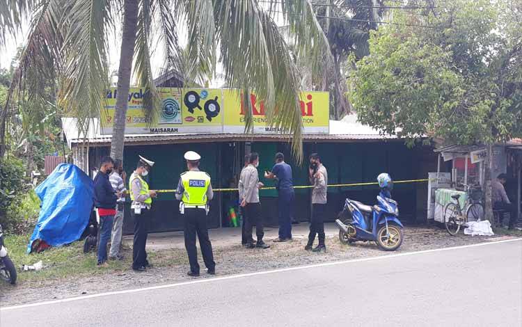 Lokasi kejadian diduga perampokan di Toko Maisarah, Jalan Patih Rumbih, Kecamatan Selat, Kabupaten Kapuas, Sabtu 22 Januari 2022