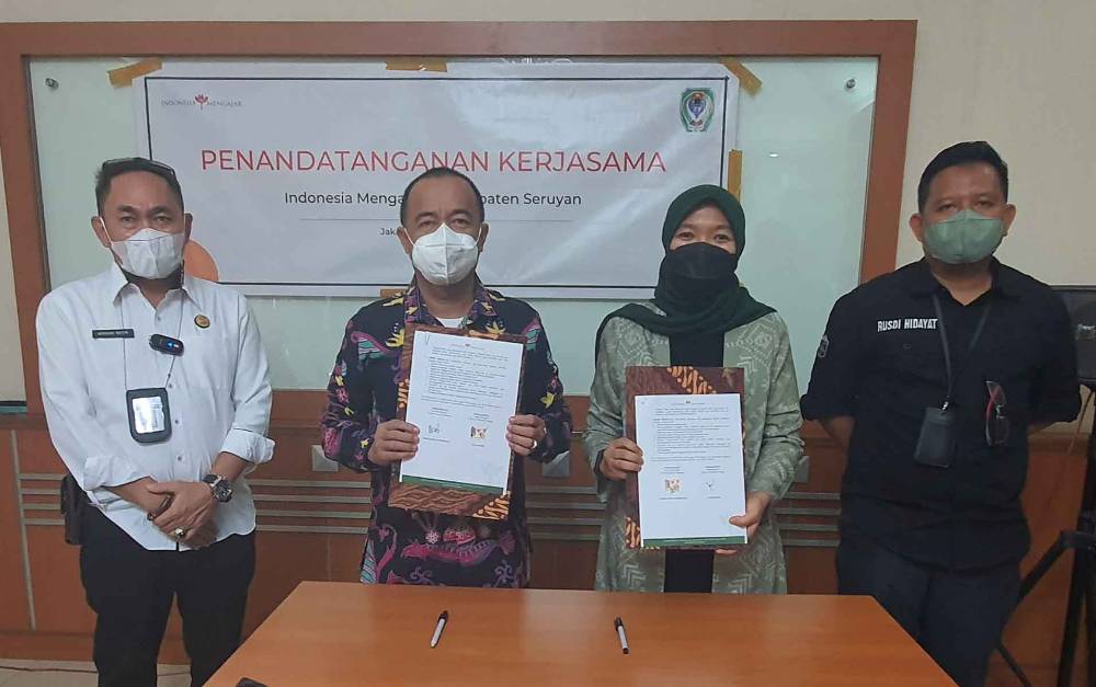 Penandatanganan kerjasama antara Bupati Seruyan dan Yayasan Gerakan Indonesia Mengajar di Jakarta, Senin, 24 januari 2021.