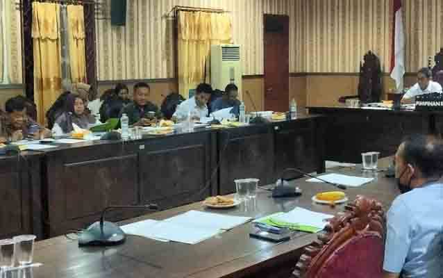 Rapat Komisi III DPRD Kotim, Riskon Fabiansyah