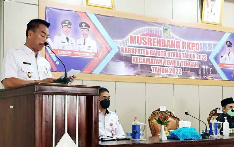 Wakil Bupati Sugianto Panala Putra membuka Musrenbang RKPD Kecamatan Teweh Tengah, Rabu 9 Februari 2022