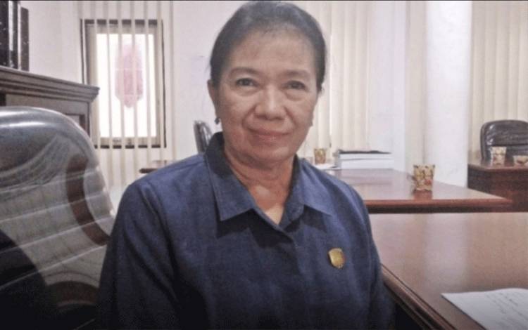 Anggota komisi B DPRD Kota Palangka Raya Anna Agustina Elsye.